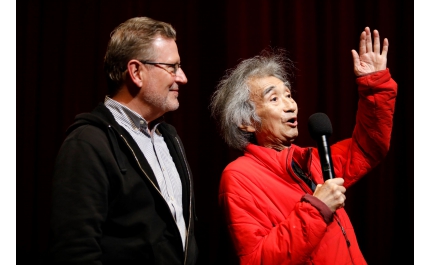 「每個人都在學習」－「御用導演」大衛．尼斯談小澤征爾音樂塾